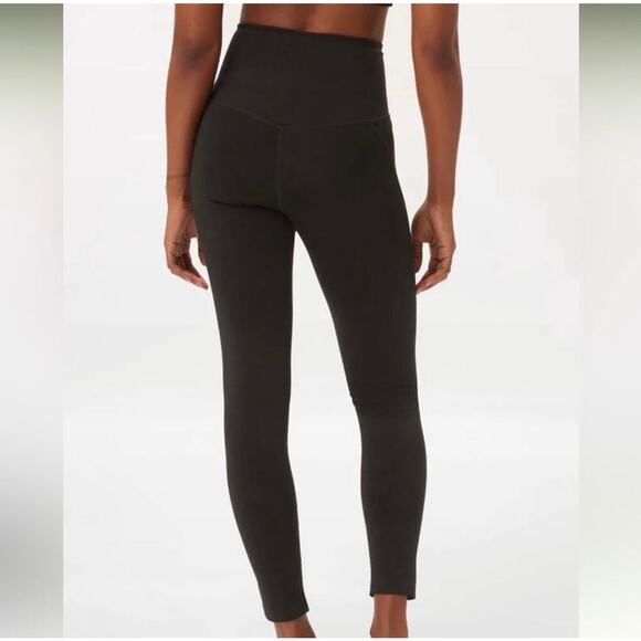 Girlfriend Collective Compressive High-Rise Legging In Black Size XS - Picture 3 of 9